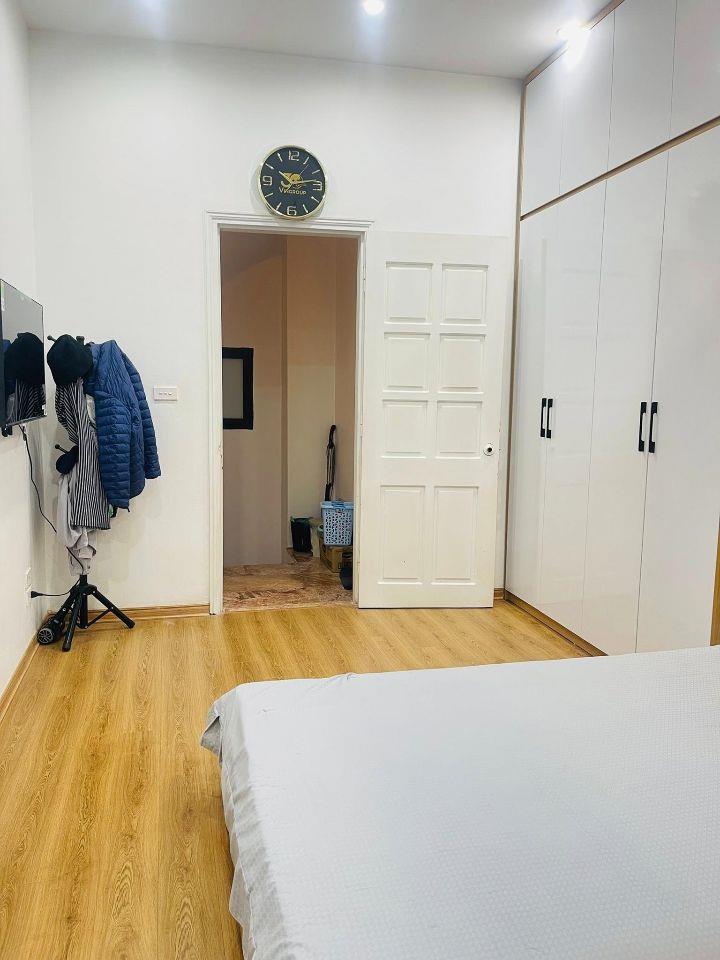 5.5 TỶ – 22M2 – 5 TẦNG – 3 NGỦ – NGÕ NÔNG THOÁNG – MINH KHAI – 0985.826.871