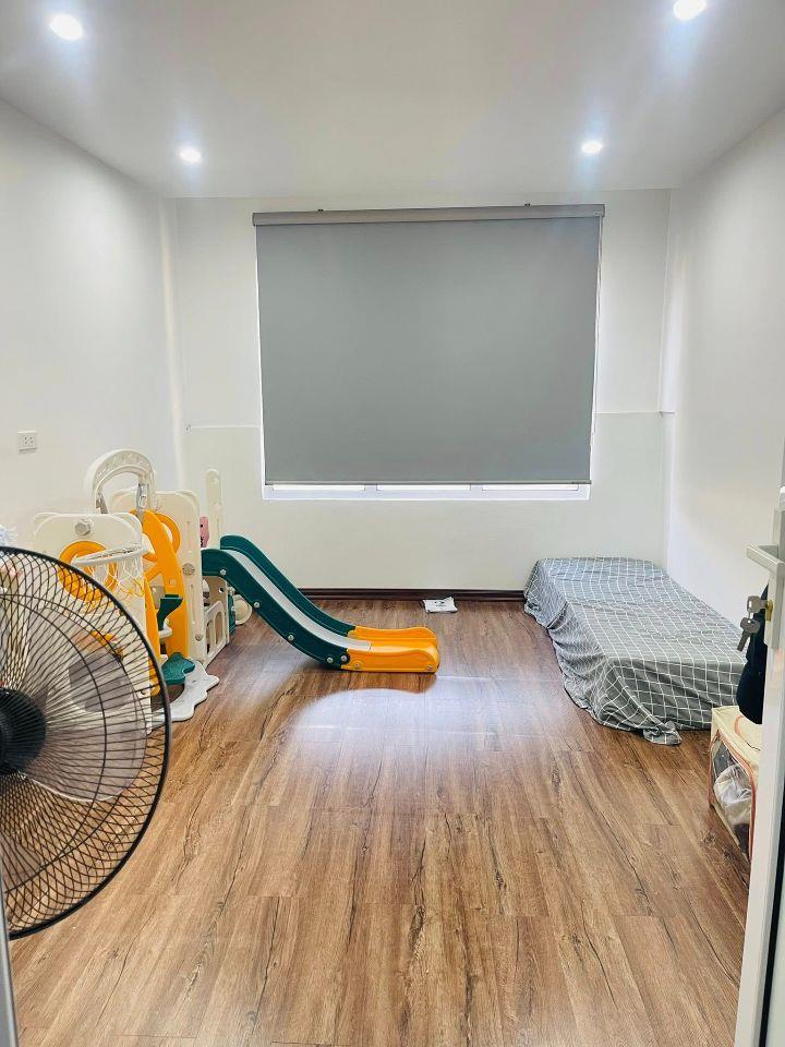 5.5 TỶ – 22M2 – 5 TẦNG – 3 NGỦ – NGÕ NÔNG THOÁNG – MINH KHAI – 0985.826.871