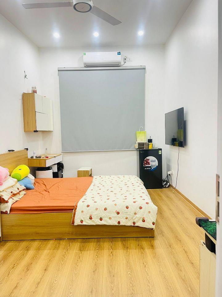 5.5 TỶ – 22M2 – 5 TẦNG – 3 NGỦ – NGÕ NÔNG THOÁNG – MINH KHAI – 0985.826.871