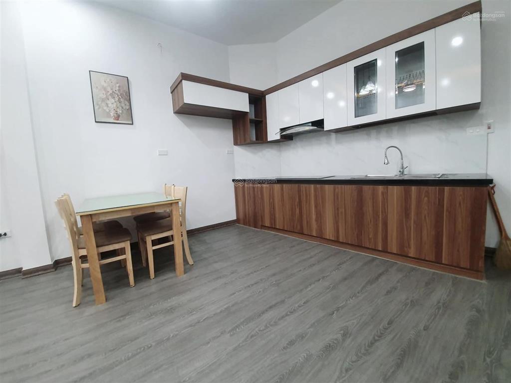 5.6 tỷ, 24m2, lê thanh nghị, thanh nhàn, bạch mai, hai bà trưng (không qh)