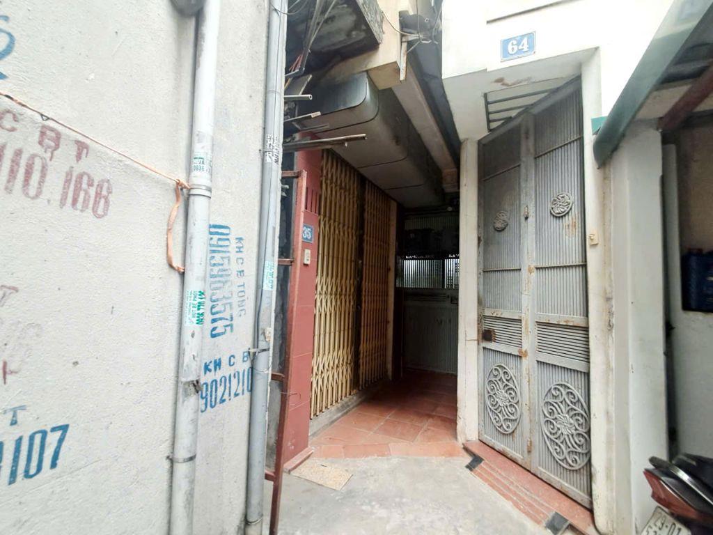 3.99 tỷ, 15/18m2, 6 tầng cũ, lô góc, Dương Văn Bé, Vĩnh Tuy, HBT 0985826871.