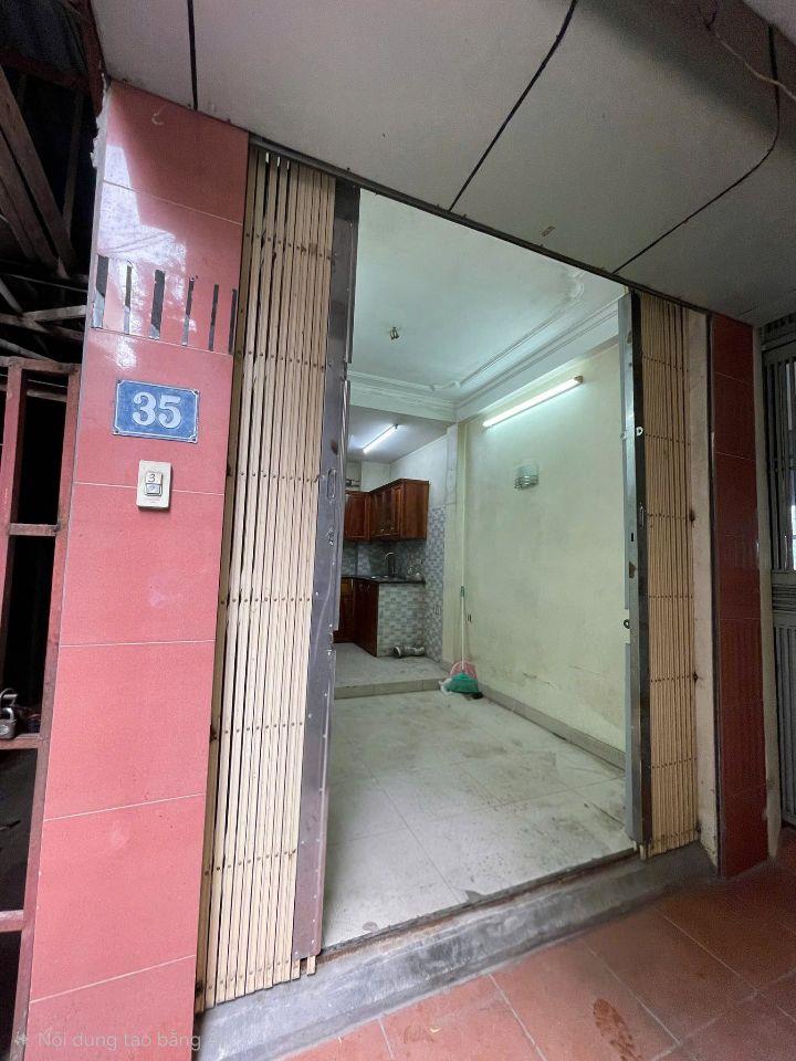 3.99 tỷ, 15/18m2, 6 tầng cũ, lô góc, Dương Văn Bé, Vĩnh Tuy, HBT 0985826871.