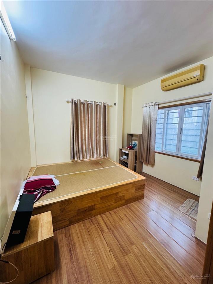 3,5 tỷ, 17m2. 5 tầng, yên duyên, tam trinhhoàng mai (ko qh)