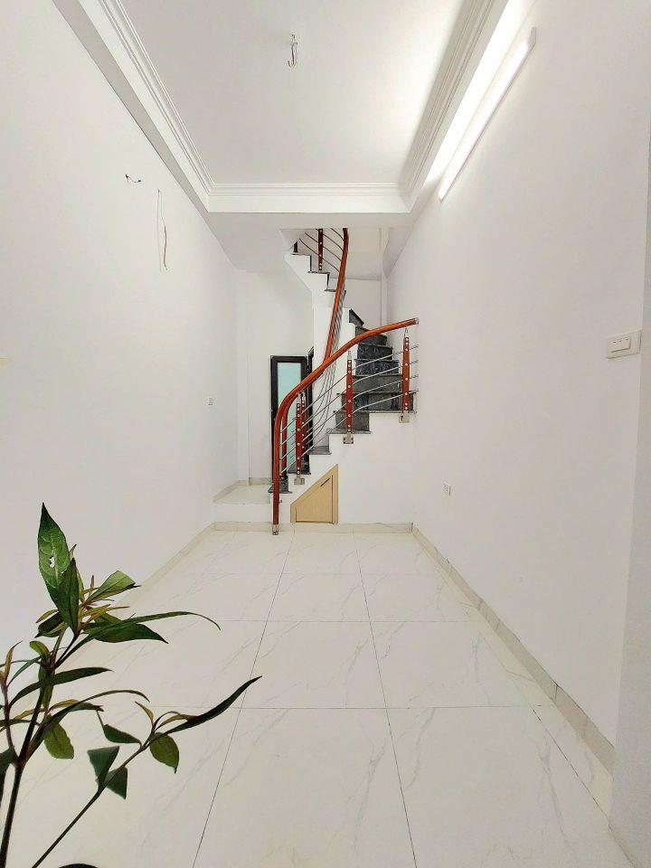 3.95 TỶ – 16M2 – 5 TẦNG – VÀI BƯỚC RA PHỐ  – BÙI NGỌC DƯƠNG HAI BÀ TRƯNG – 0985.826.871 (ko QH)