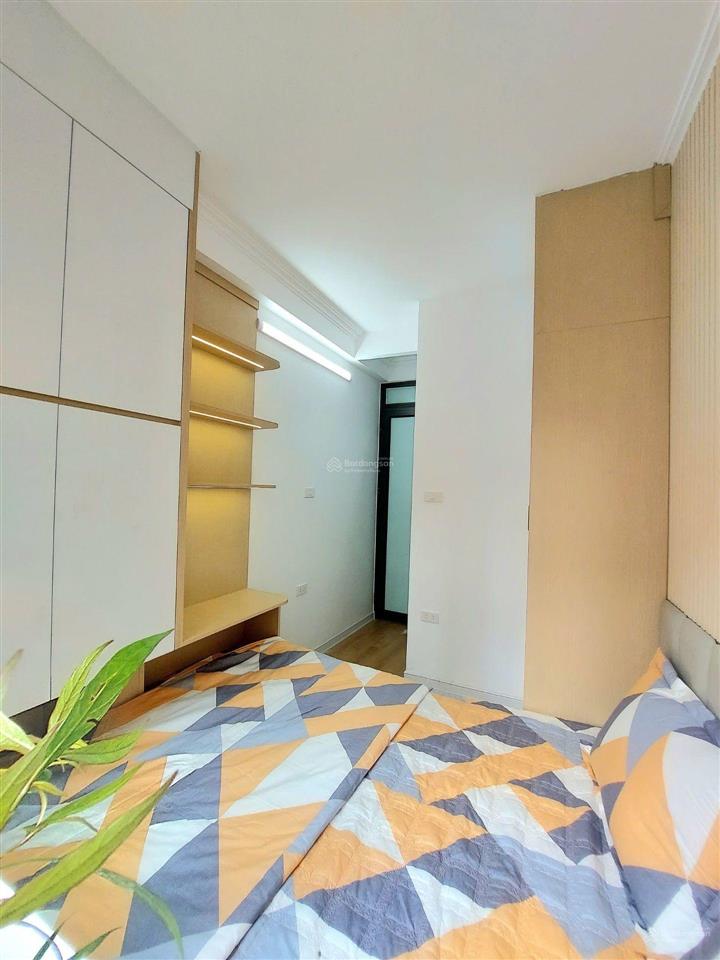 3,95 tỷ, 16m2 nhà 5 tầng full nội thất, bùi ngọc dương  bạch mai (hai bà trưng), vài bước ra phố