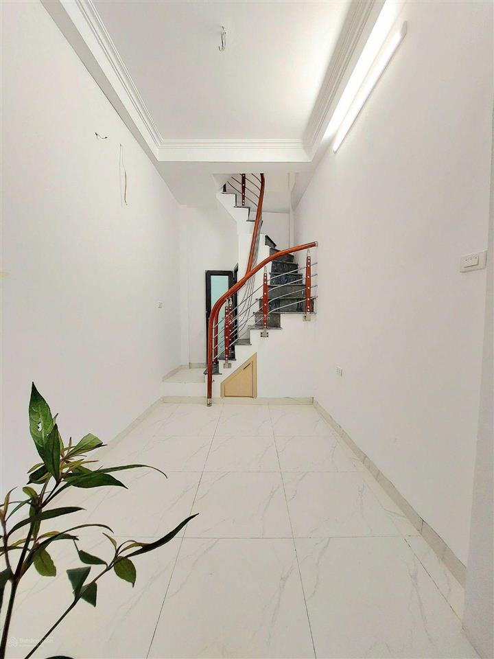 3,95 tỷ, 16m2 nhà 5 tầng full nội thất, bùi ngọc dương  bạch mai (hai bà trưng), vài bước ra phố