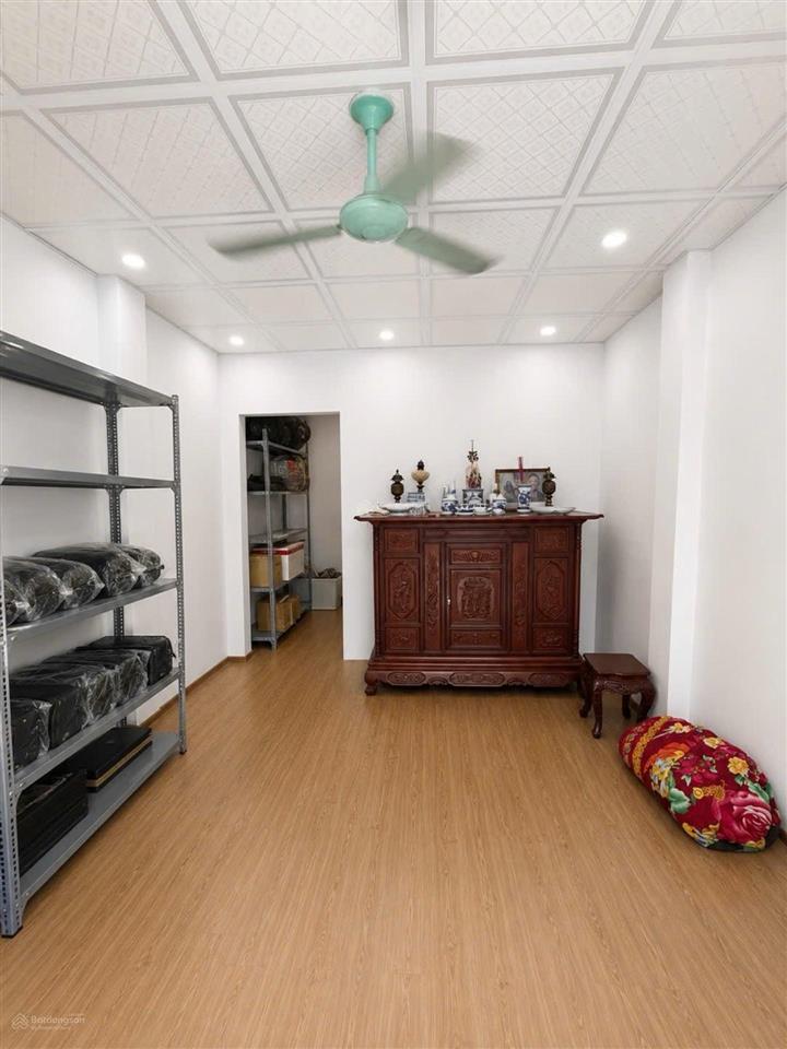 3,99 tỷ, 25m2, 3 ngủ, ngõ to đùng gần phố siêu thoáng, hòa bình 7, minh khai, hbt