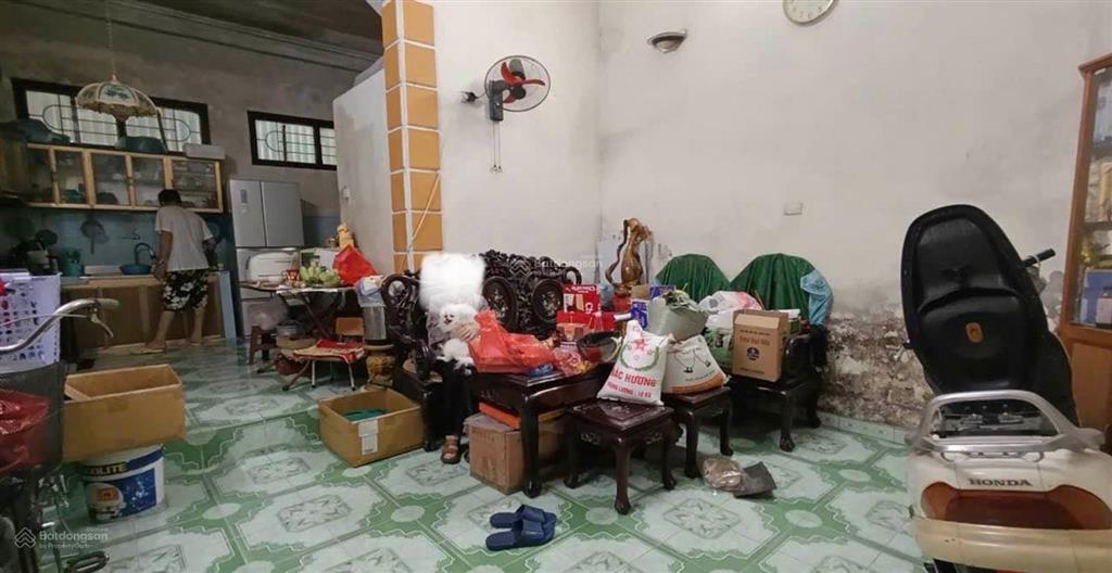5,48 tỷ, 33m2, khu phân lô  1 nhà ra ô tô tránh, giải phóng  trương định