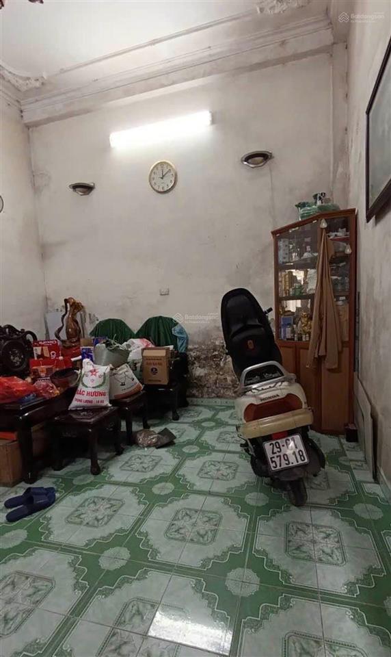 5,48 tỷ, 33m2, khu phân lô  1 nhà ra ô tô tránh, giải phóng  trương định
