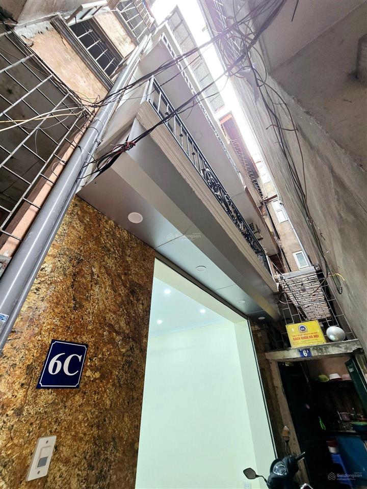 5.4 tỷ, 31m2, 4 tầng mới, 3 ngủ khép kín, minh khai 0985 826 *** (ko qh)