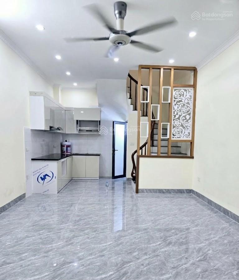 5.4 tỷ, 31m2, 4 tầng mới, 3 ngủ khép kín, minh khai 0985 826 *** (ko qh)