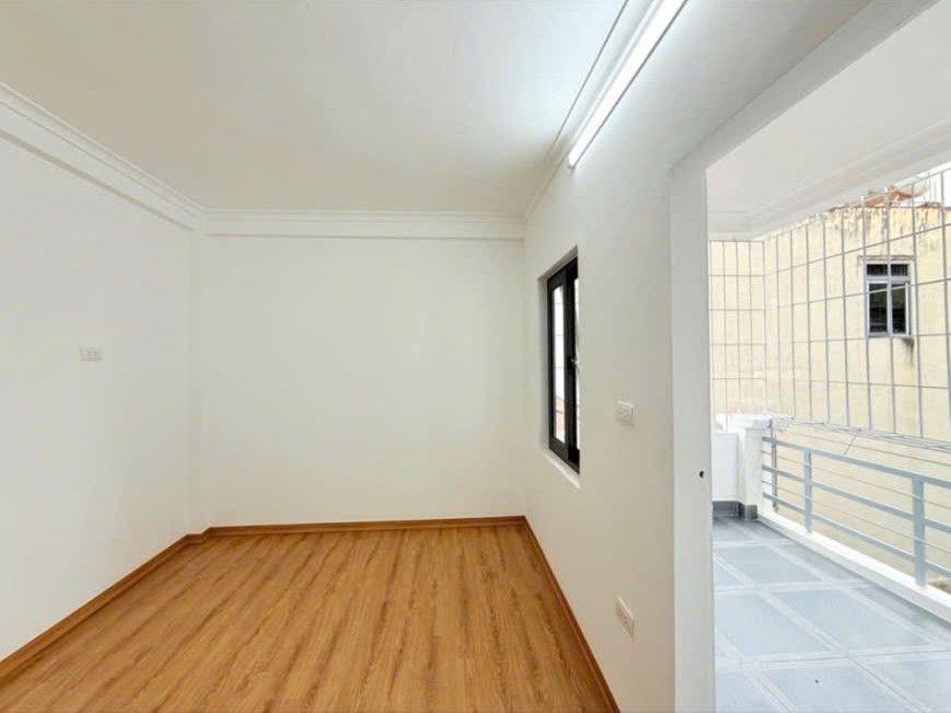 5.9 TỶ – 25M2 – 4 TẦNG LÔ GÓC – 20M RA PHỐ – GIÁP NHỊ – 0985 826 871
