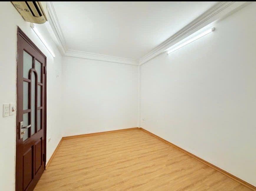 5.9 TỶ – 25M2 – 4 TẦNG LÔ GÓC – 20M RA PHỐ – GIÁP NHỊ – 0985 826 871