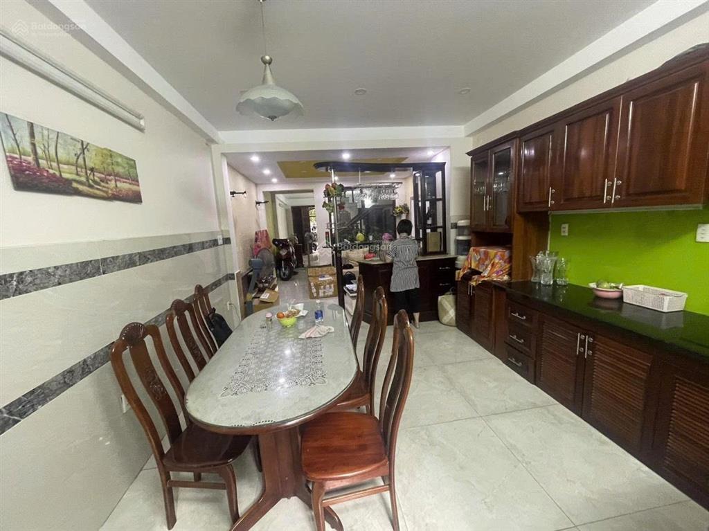 Nhà 77.1m2 (4x20m) | sát mt hxh nguyễn xí, đối diện cc richmond | trệt 2lầu st | giá 11.99 tỷ (tl)