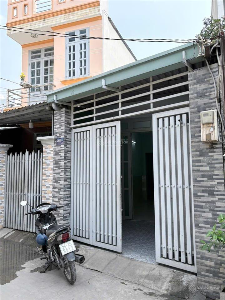Cho thuê nhà 3 phòng ngủ dt 100m2 hẻm xe hơi  đường nguyễn thị định, p. cát lái