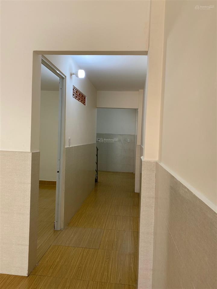 Cho thuê nhà 3 phòng ngủ dt 100m2 hẻm xe hơi  đường nguyễn thị định, p. cát lái