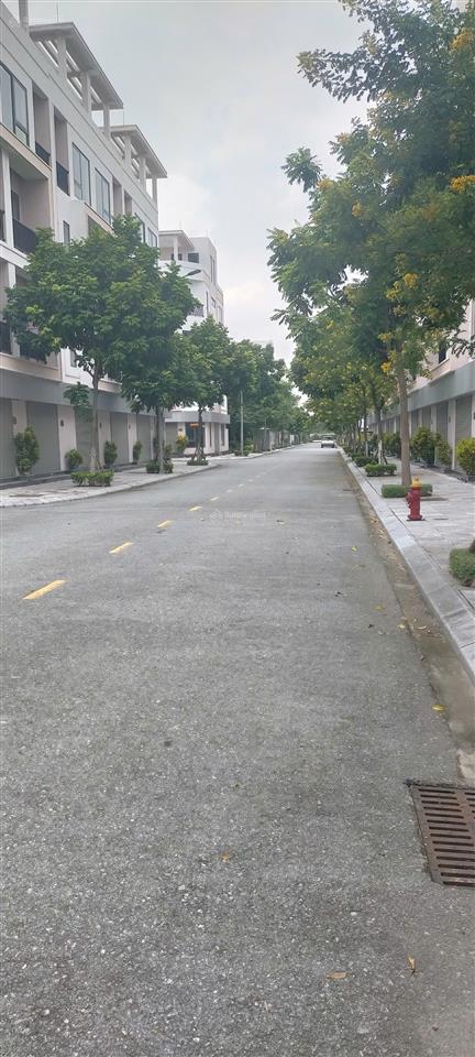 Bán liền kề khu đô thị t&t phố nối, diện tích 75m² mặt tiền 5m thoáng trước sau xây sẵn 4 tầng