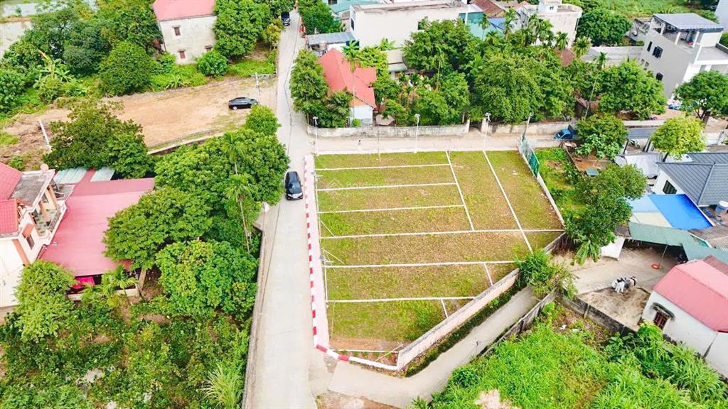 Chính chủ cần bán gấp lô góc 93m2 ngay trung tâm xã xuân mai mới