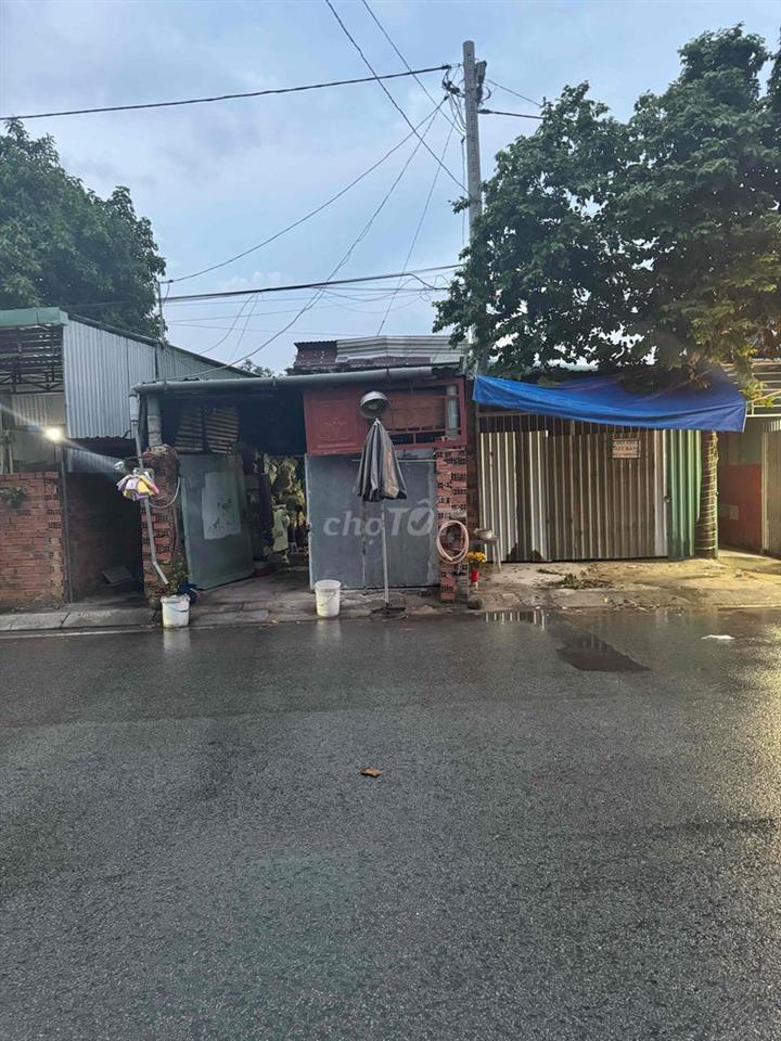 Bán Nhà MT Kinh Doanh