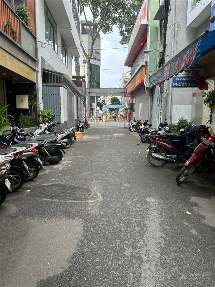 Bán nhà hxh nguyễn tri phương, quận 10  ngang 4m nở hậu 4.7mdài 15m 5 tầng chỉ 17 tỷ