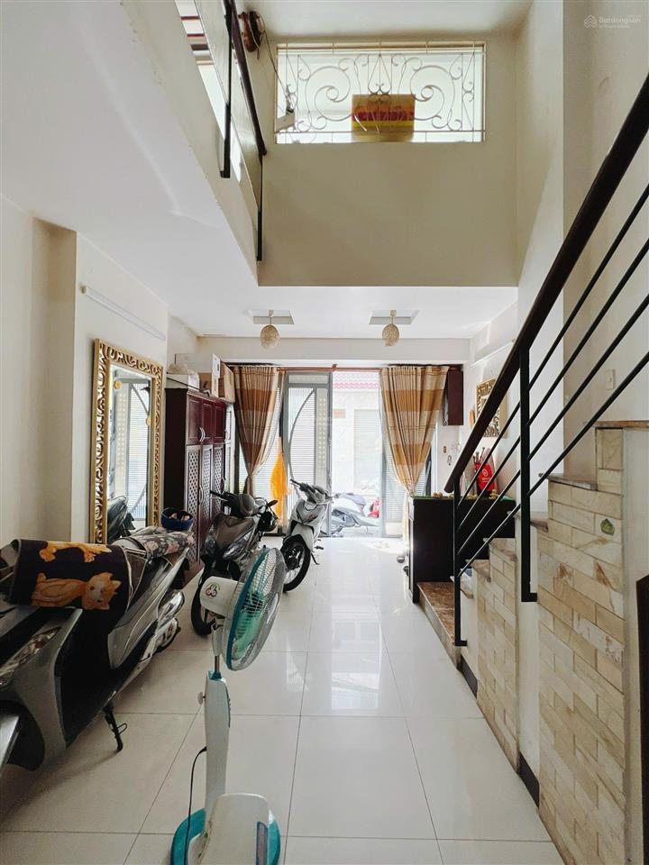 Bán nhà hẻm thành thái 4x13m kết cấu 4 tầng giá chỉ 13 tỷ thương lượng
