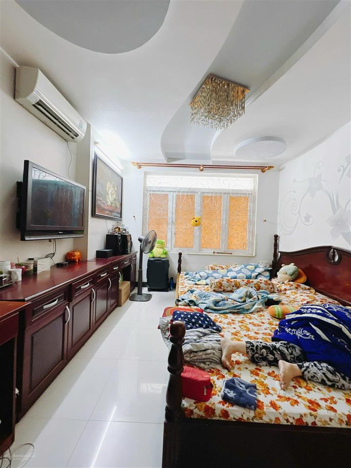 Bán nhà hẻm thành thái 4x13m kết cấu 4 tầng giá chỉ 13 tỷ thương lượng