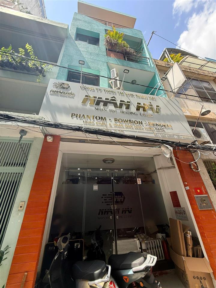 Chỉ 12 tỷ! nhà mới hẻm 4m đường 3/2, quận 10 4x15m4 tầng