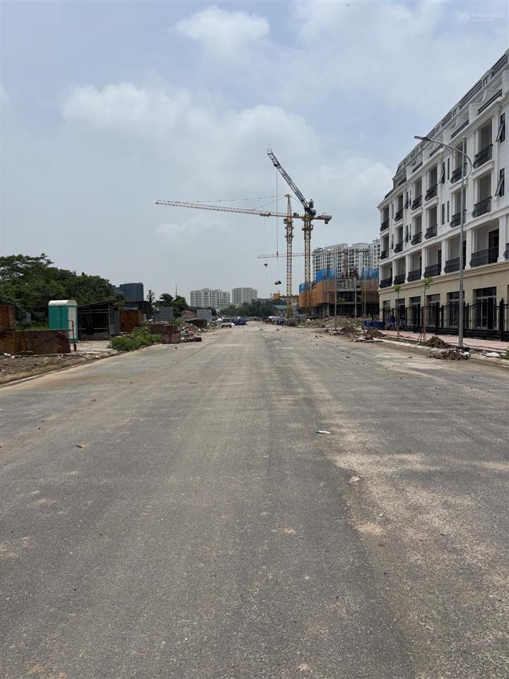 Bán biệt thự rice city long châu, giá ưu đãi 28 tỷ, 82m2, mt 5m, 2 mặt tiền trước sau.