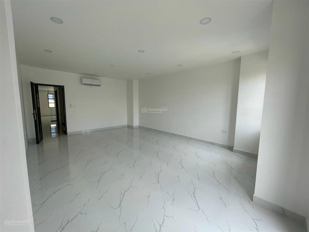 Cho thuê nhà mặt tiền phan văn trị khu cityland park hills gò vấp giá 55 triệu/tháng