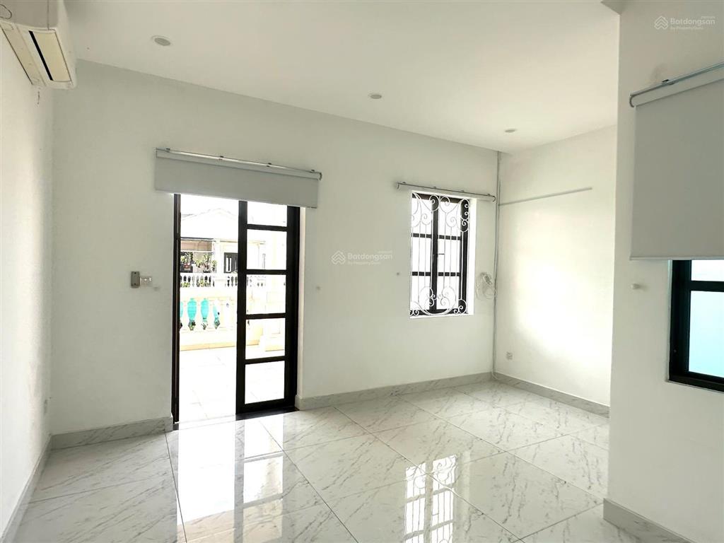 Bán nhà khu cityland park hills giá 21,5 tỷ, nhà có hầm