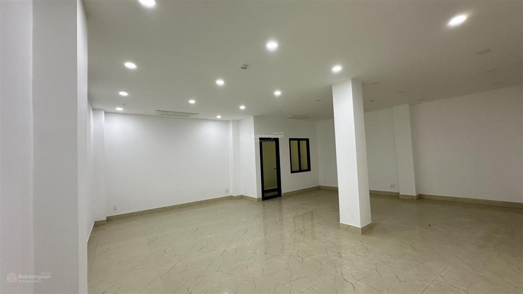 Cho thuê nhà mặt tiền đường bùi đình tuý, quận bình thạnh, giá 110 triệu/tháng