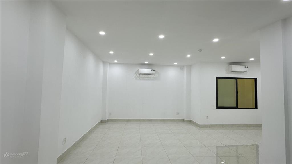 Cho thuê nhà mặt tiền đường bùi đình tuý, quận bình thạnh, giá 110 triệu/tháng