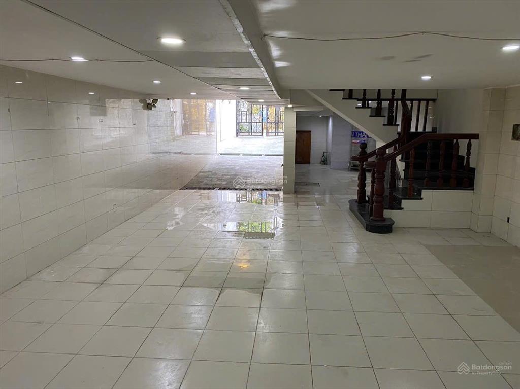 Cho thuê nhà có hầm tại cityland garden hills kế bên emart giá 40 triệu