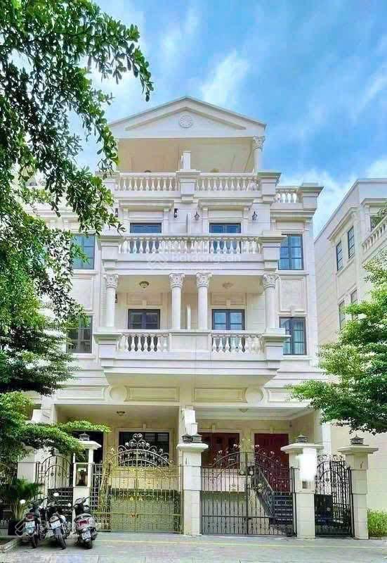Bán nhà khu cityland park hills giá 21 tỷ, nhà có hầm