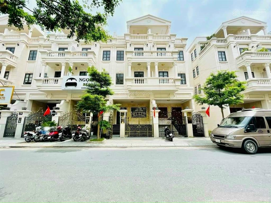 Bán nhà phố thương mại tại cityland park hills giá 24.5 tỷ