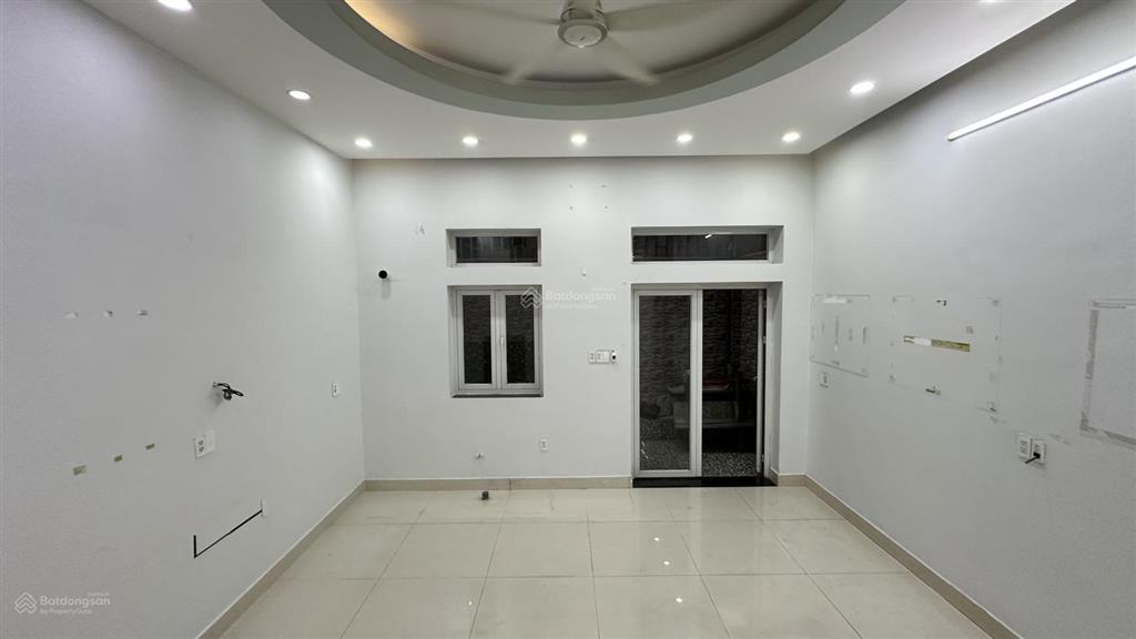 Cho thuê nhà nguyên căn tại cityland center hills giá 38 triệu/tháng