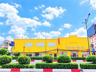 Cho thuê nhà góc 2 mặt tiền đường trường chinh quận 12, diện tích khủng 5.500m2