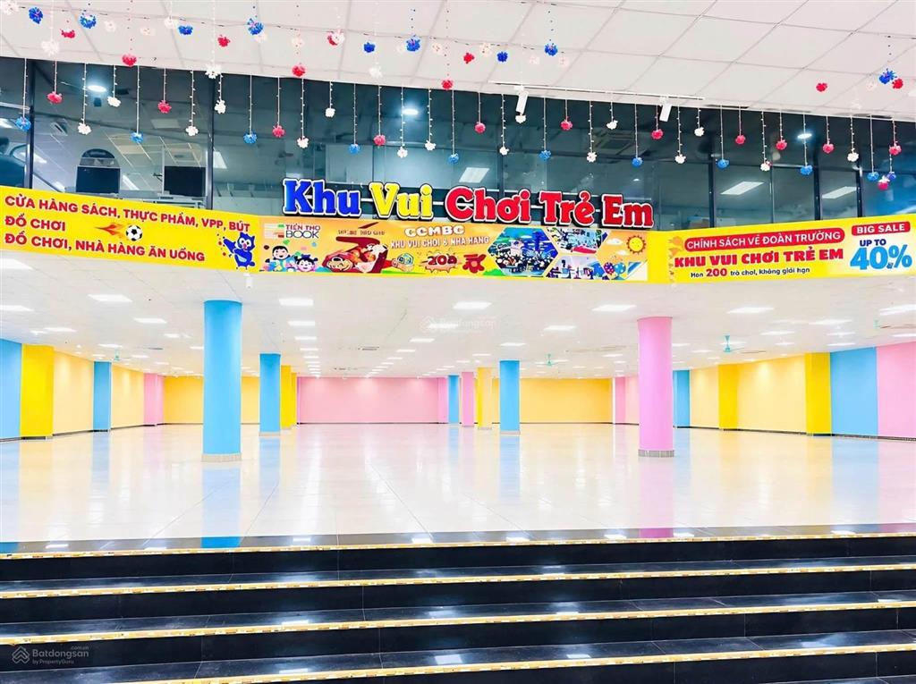 Cho thuê nhà góc 2 mặt tiền đường trường chinh quận 12, diện tích khủng 5.500m2