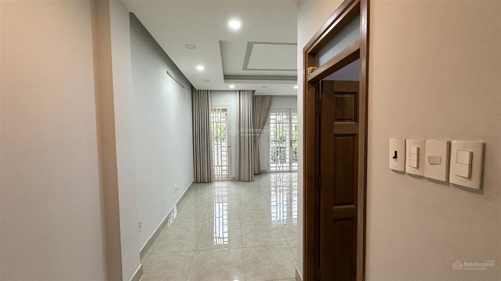 Cho thuê nhà nguyên căn tại cityland center hills giá 38 triệu/tháng