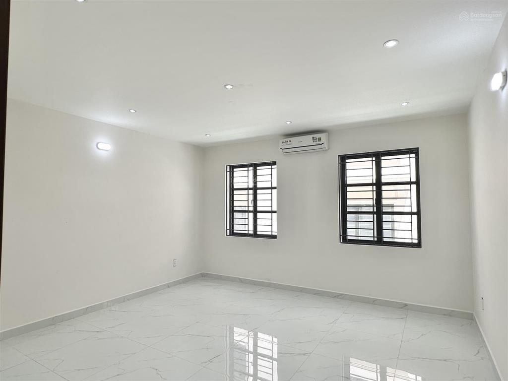 Bán nhà phố thương mại tại cityland park hills giá 23,5 tỷ
