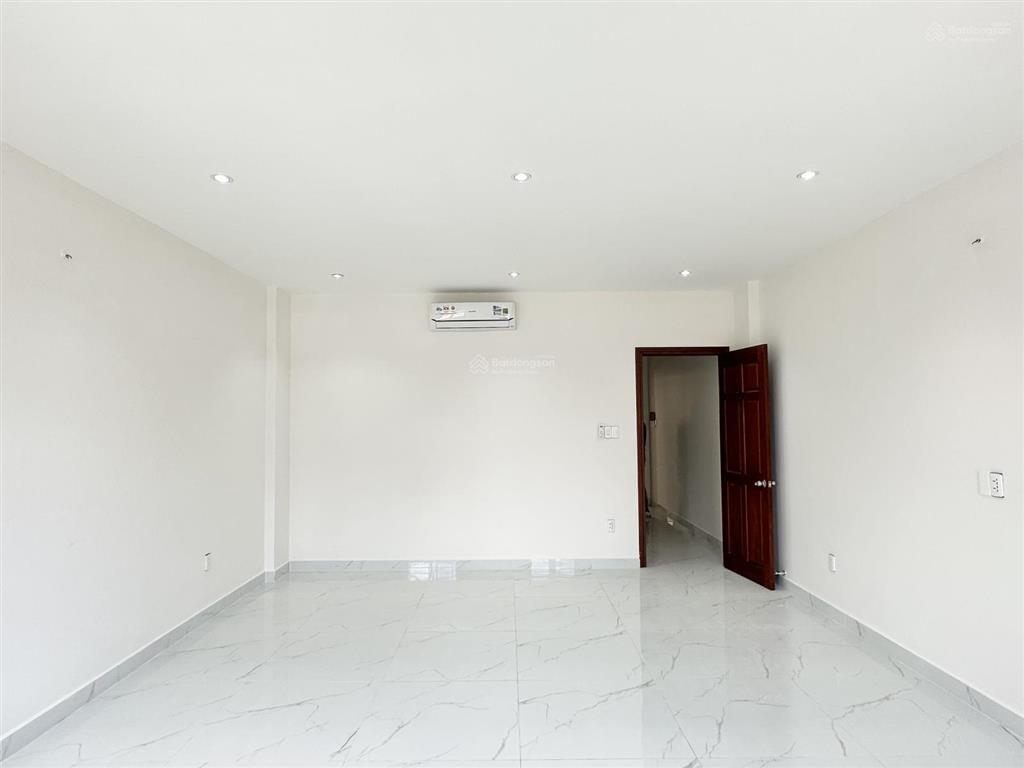 Bán nhà phố thương mại tại cityland park hills giá 23,5 tỷ