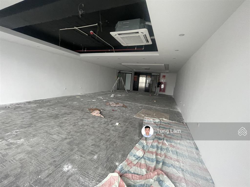 Cho thuê văn phòng phố duy tân, cầu giấy, 100m2 chỉ 20tr/tháng, phí dịch vụ 1tr