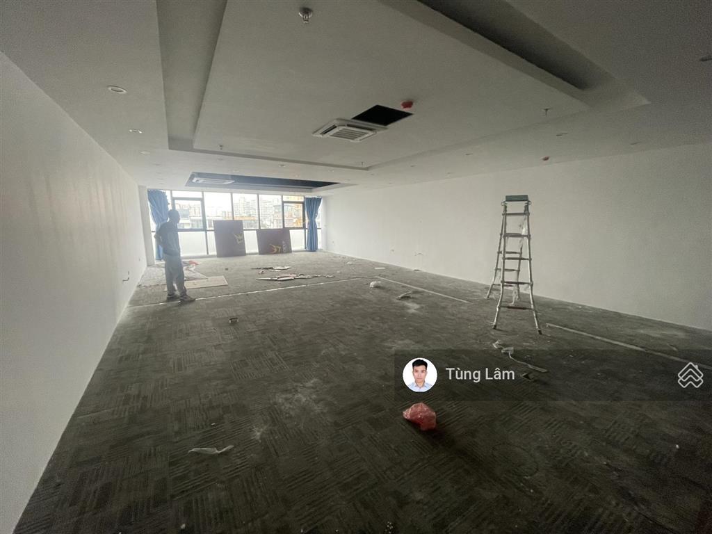 Cho thuê văn phòng phố duy tân, cầu giấy, 100m2 chỉ 20tr/tháng, phí dịch vụ 1tr