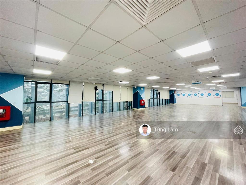 Cho thuê văn phòng 450m2 tại nguyễn văn huyên không gian làm việc chuyên nghiệp, view đẹp