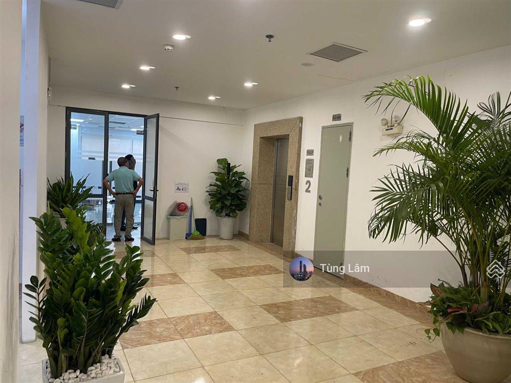 Cc cho thuê vp dt 220m2 tòa viwaseen, tố hữu. giá chỉ 48tr/tháng