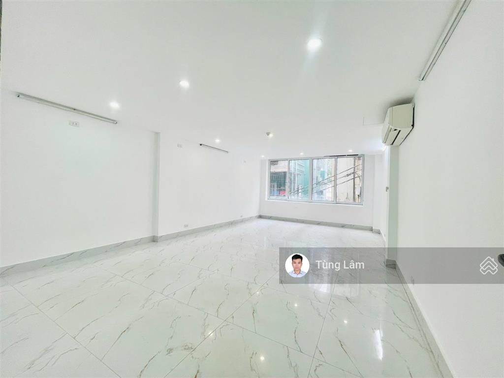 Cho thuê văn phòng 80m2 chỉ 14tr sẵn bàn ghế tại đỗ quang, trung hòa, cầu giấy