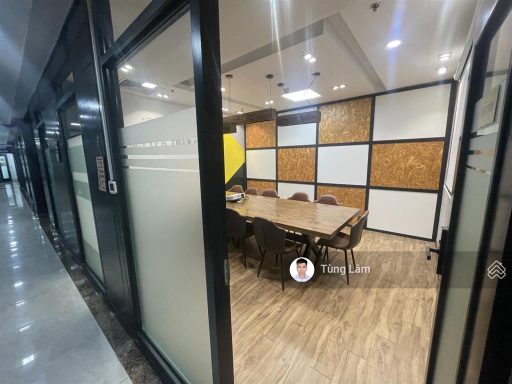 Cho thuê văn phòng diamond lê văn lương 250m sẵn nội thất, vào làm việc ngay
