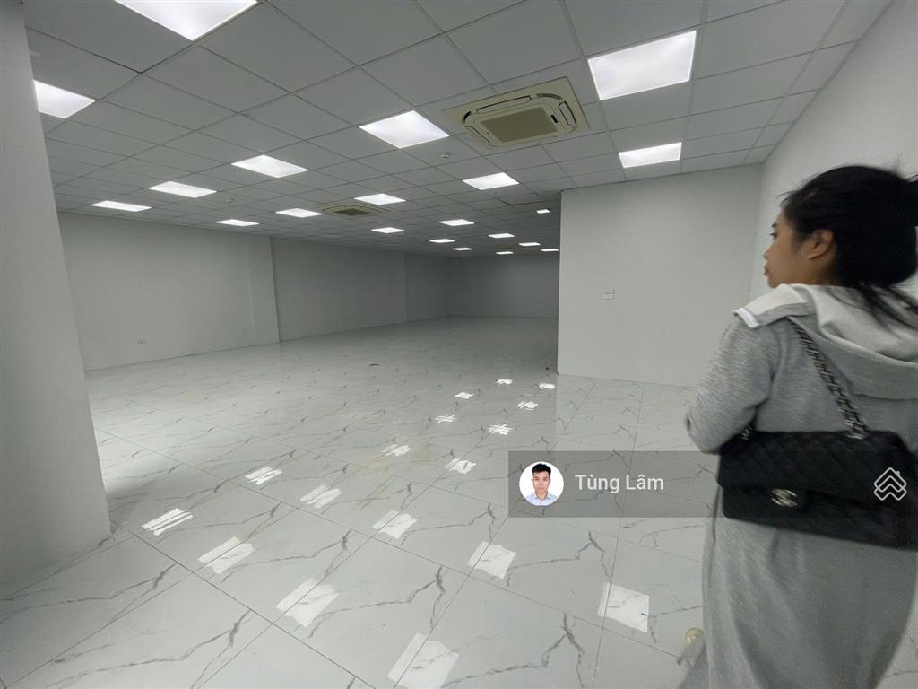 Cho thuê 170m2 văn phòng trung kính to, chỉ 23tr/tháng