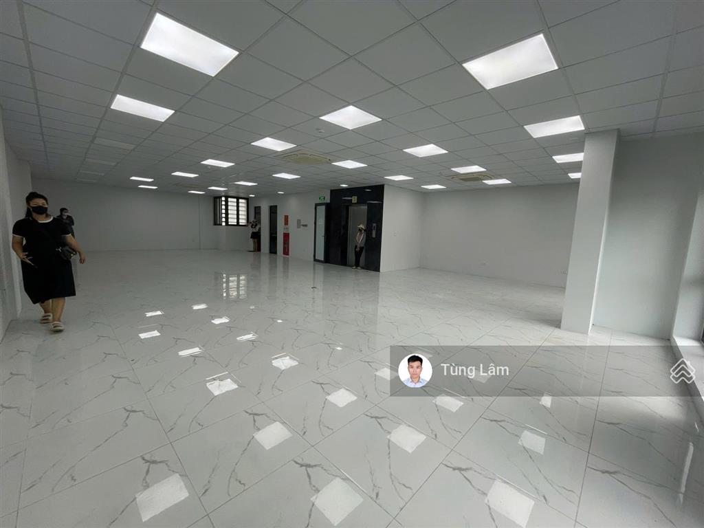 Cho thuê 170m2 văn phòng trung kính to, chỉ 23tr/tháng