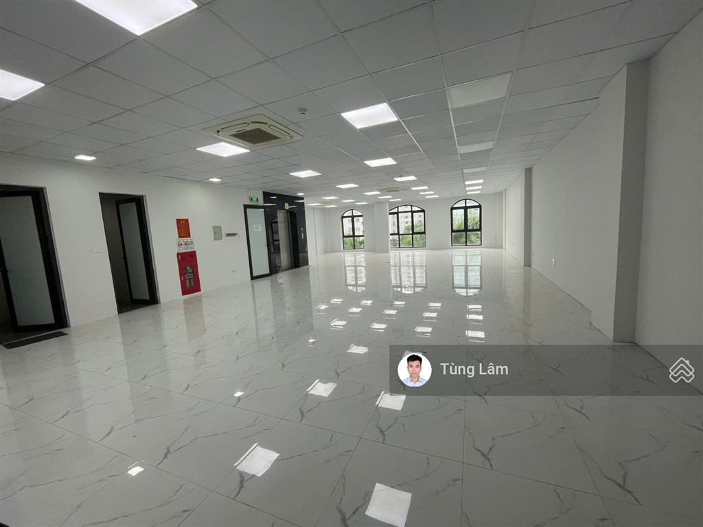 Cho thuê 170m2 văn phòng trung kính to, chỉ 23tr/tháng